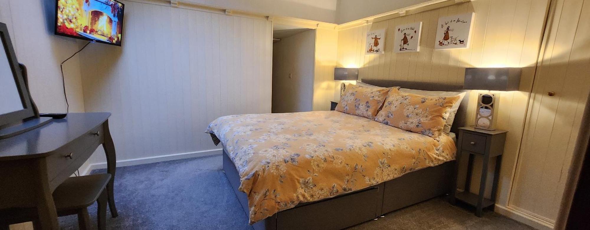 Modern And Spacious 2 Bedroom Apartment With Free Parking Llansantffraid Llansantffraid Glyn Ceiriog Esterno foto